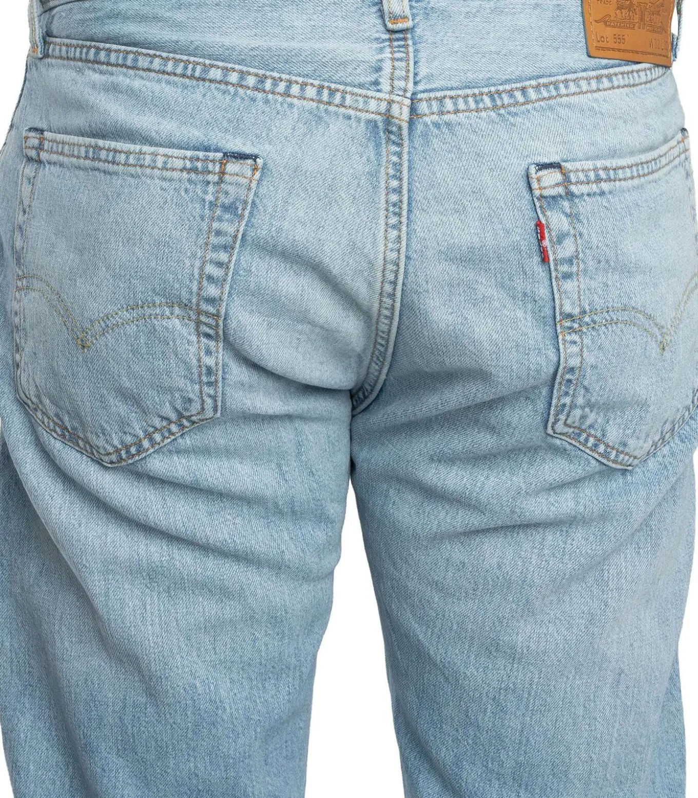 555 Relaxed Straight Jeans