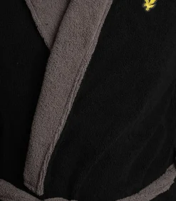 Adrian Robe