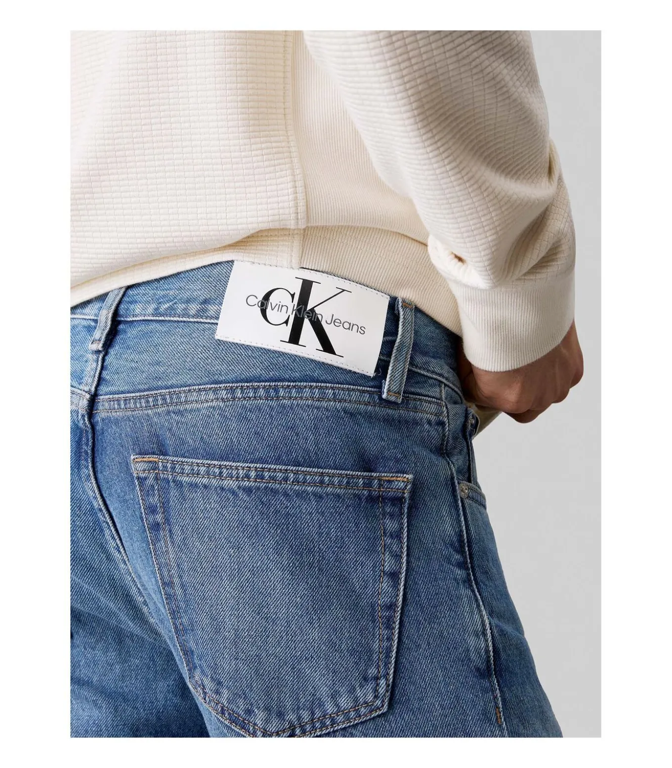 Authentic Straight