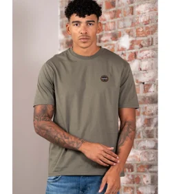 Badge t-shirt- tea leaf