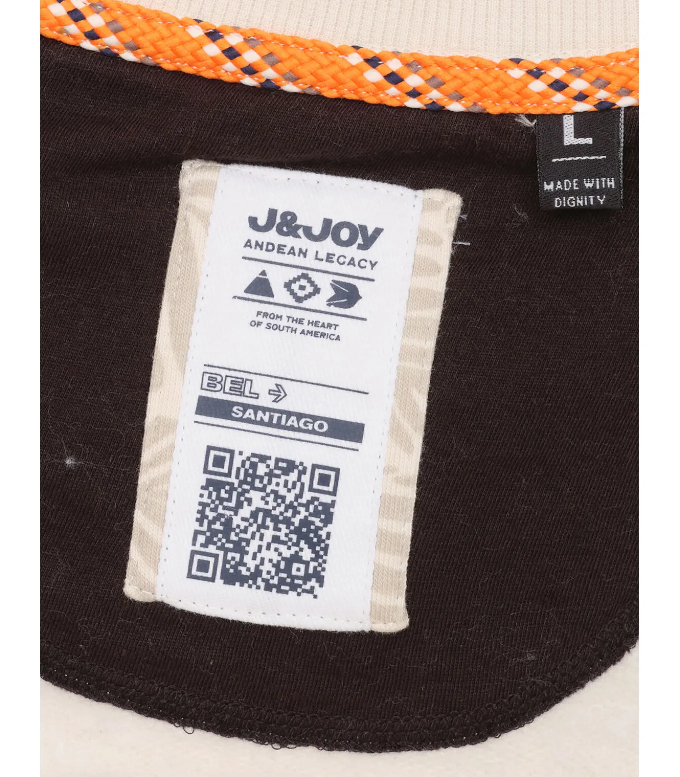 Beige herensweater met opstaande kraag en kangoeroezak