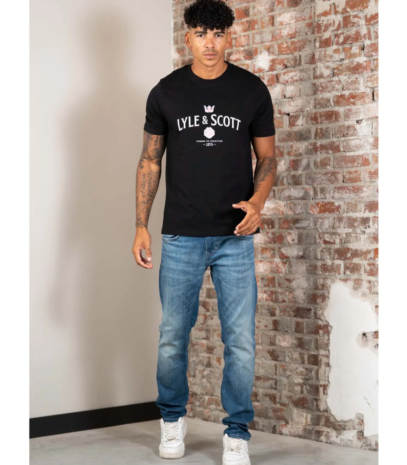 Cheers to traditional graphic t-shirt - jet black