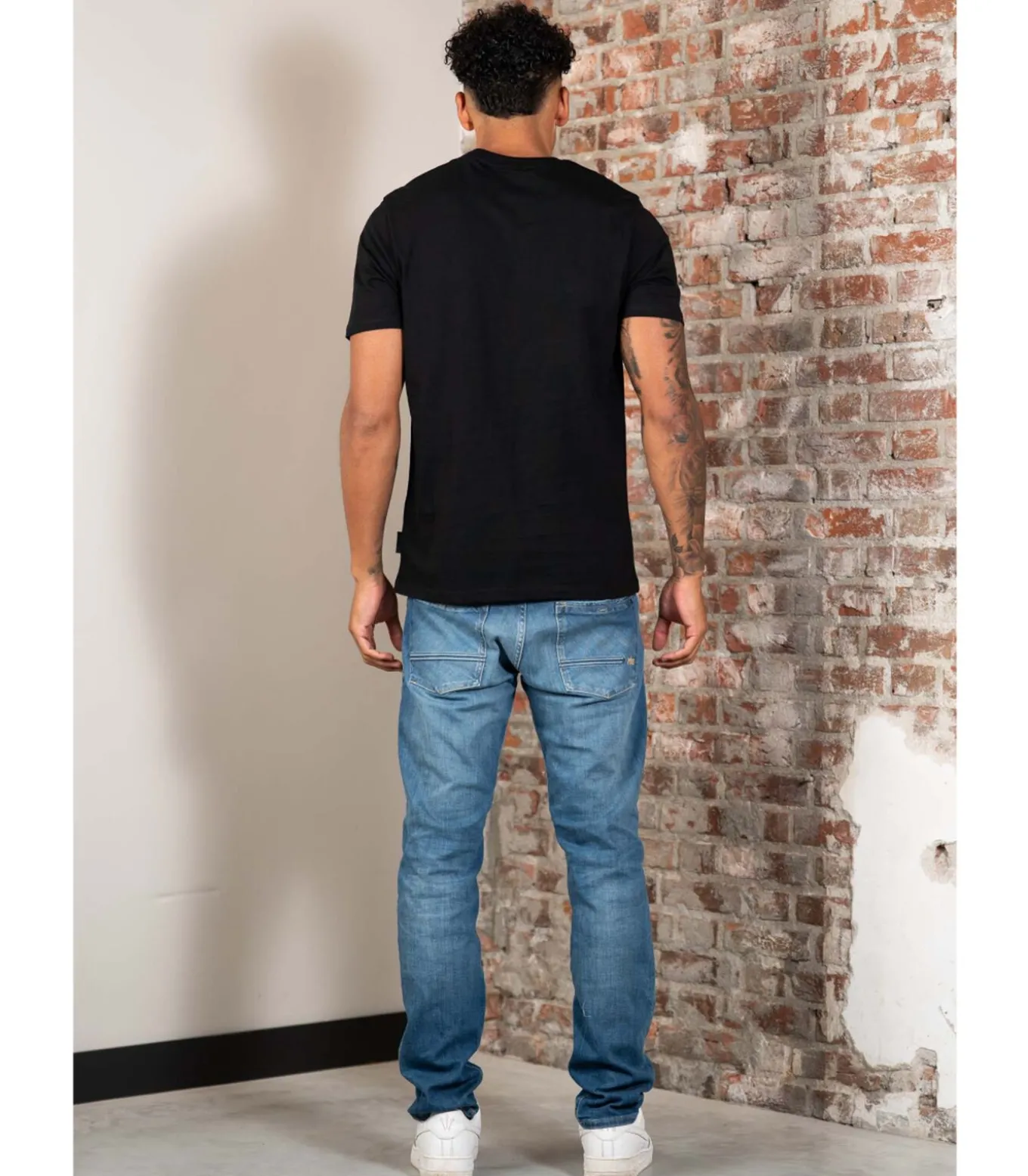 Cheers to traditional graphic t-shirt - jet black