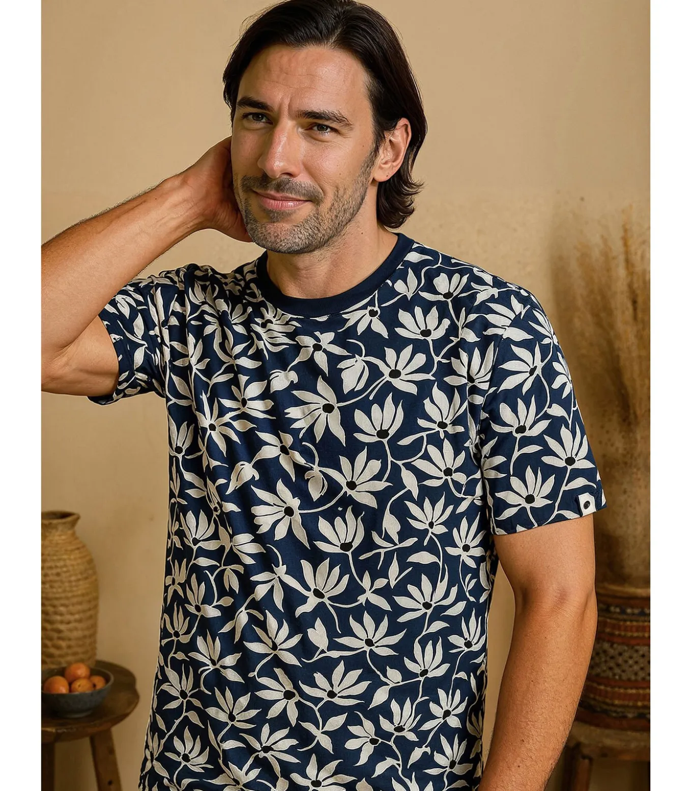 Herenblauw t-shirt met bloemenprint