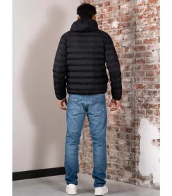 Hooded insulated jacket - black