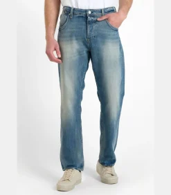 Jeans loose, wijd