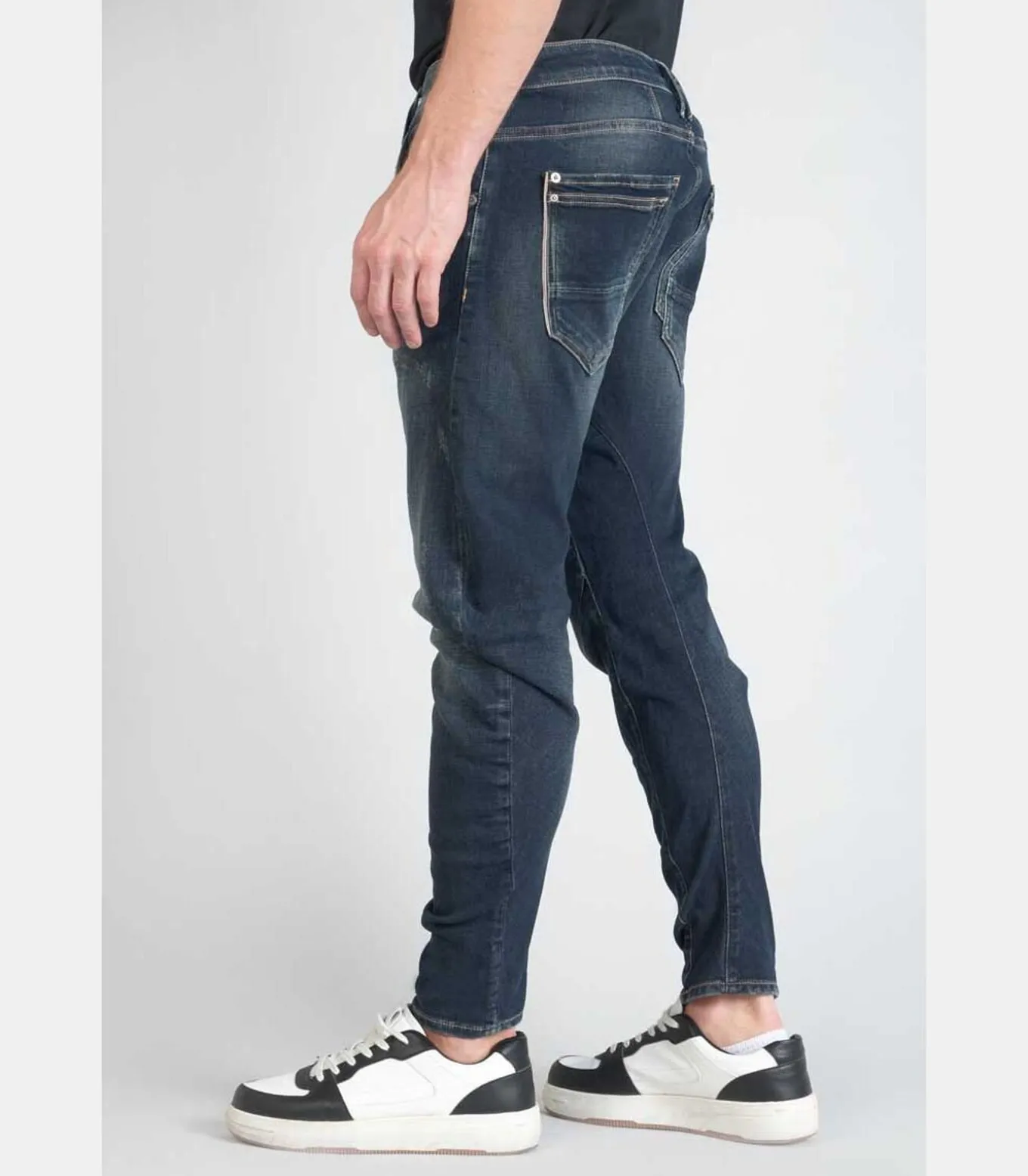 Jeans tapered , lengte 34