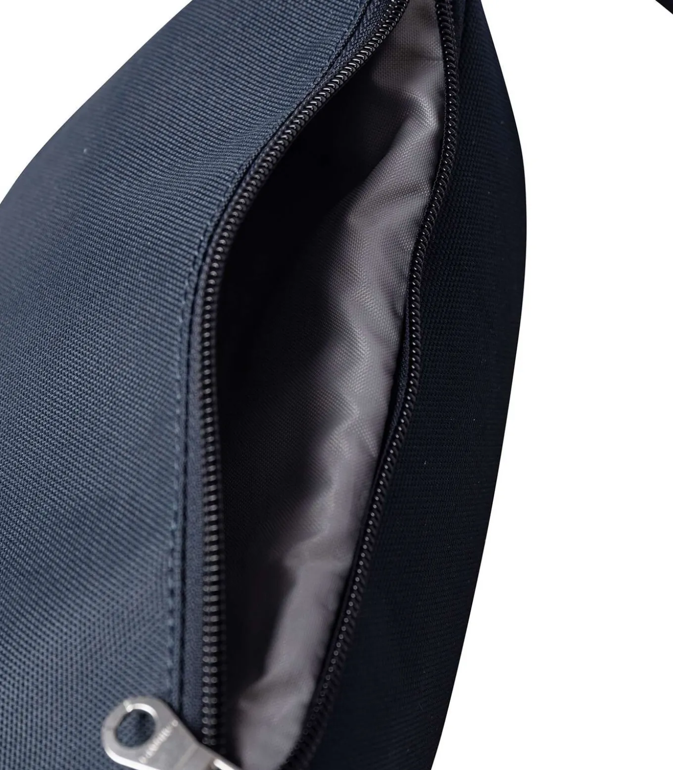 2L Ground Crossbody-Tas