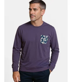 Marineblauwe herensweater met bloemenzakje