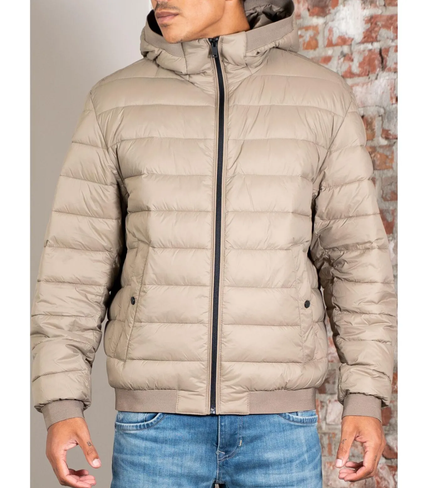 Odenis - light brown