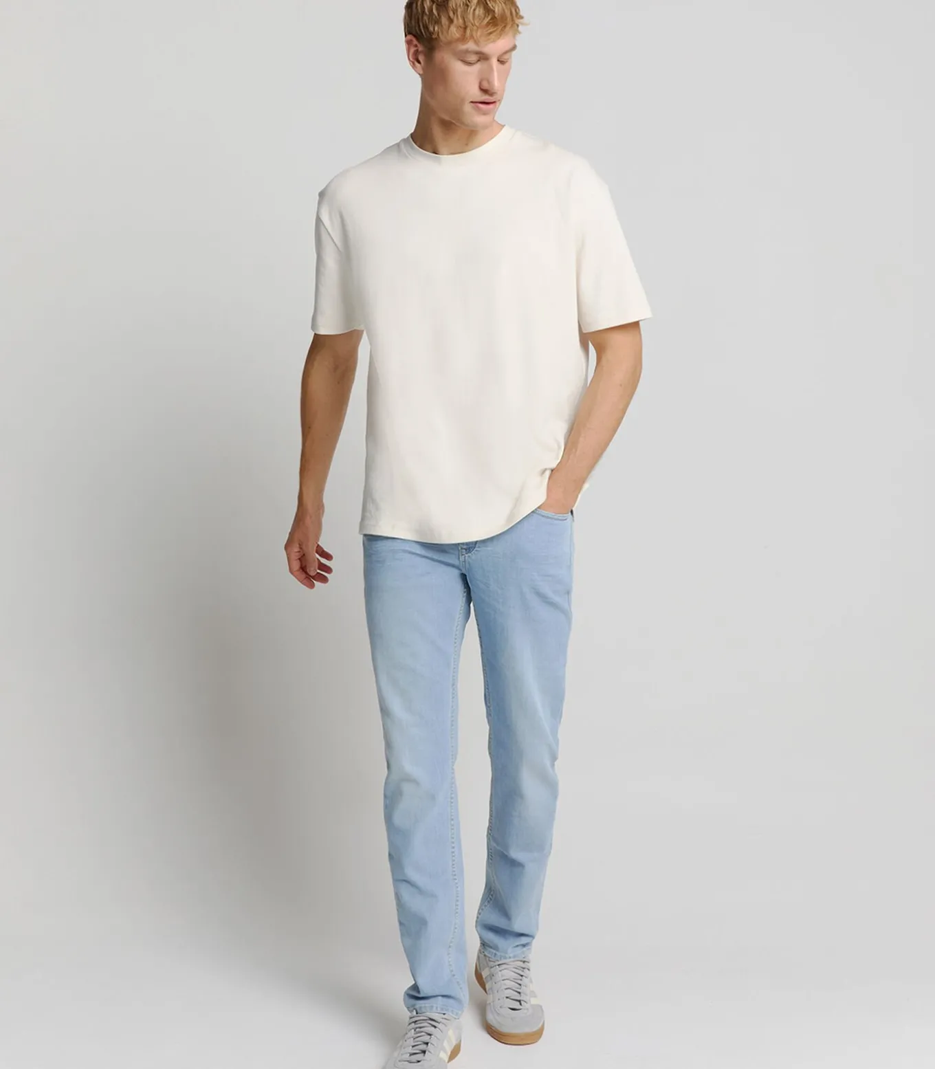 Regular fit jeans