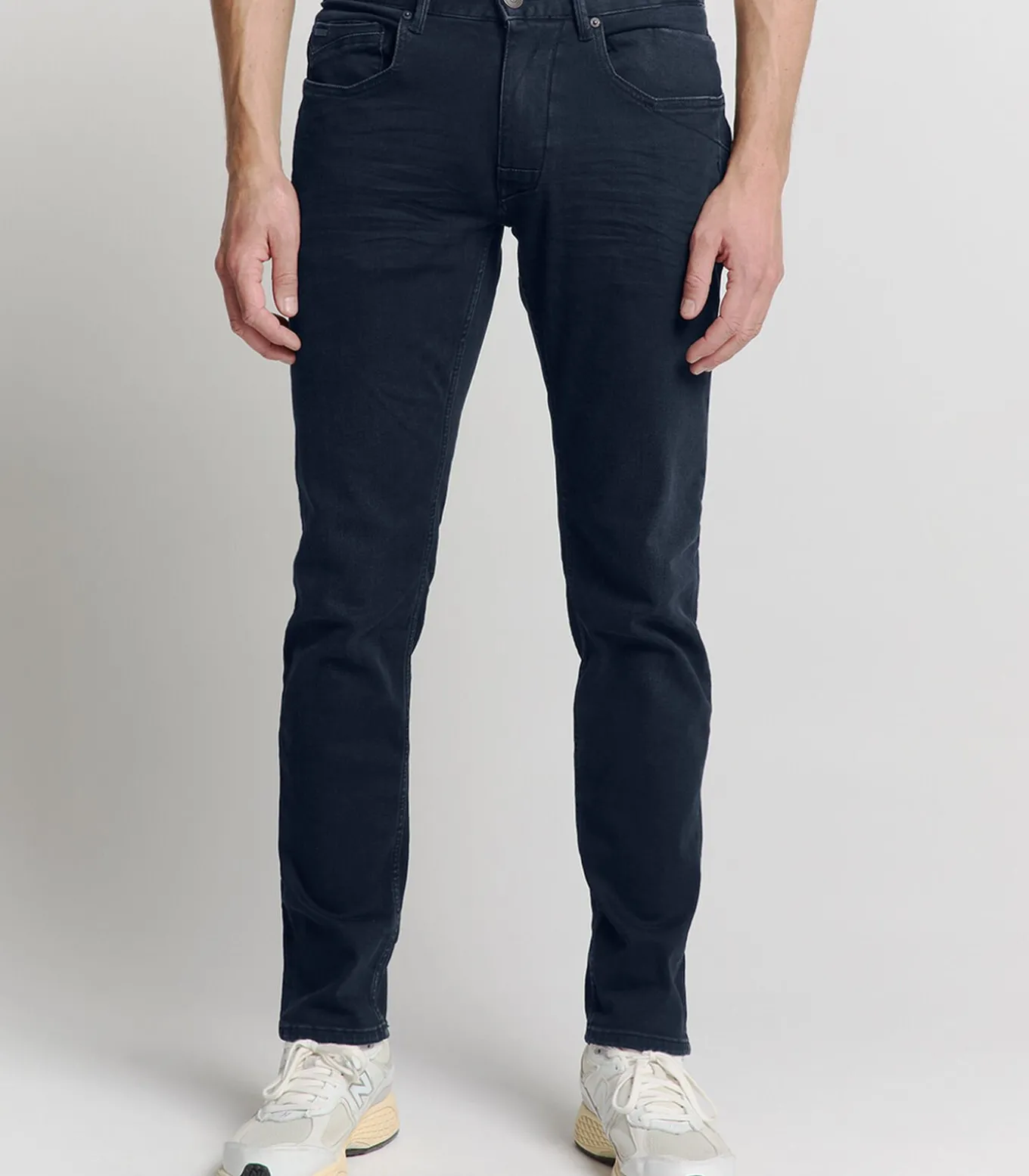 Tapered fit jeans