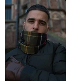 Yaxley tartan scarf - classic tartan